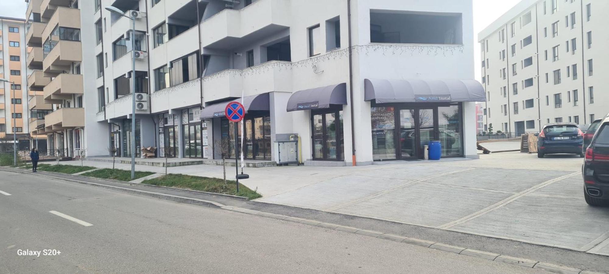 Râmnicu VâlceaApartament Lucianアパートメント エクステリア 写真